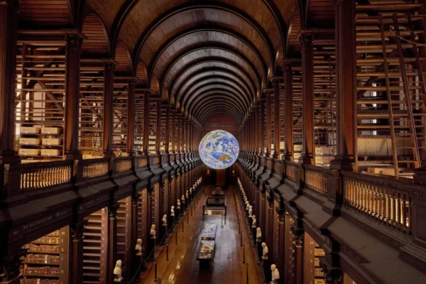 Dublin's Story: A Literary Tour of Dublin
